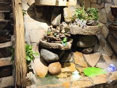 -老牌坊云南鱼豆花火锅(爱建店)