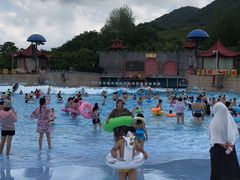 -汤山欢乐水世界