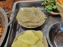 -四小区火锅·巷子里的重庆火锅(花照壁店)