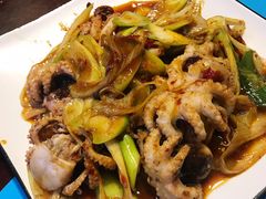 -臻鲜燕海鲜融合餐厅(金陵style店)