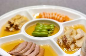 Sauce-Flavored Assorted Platter