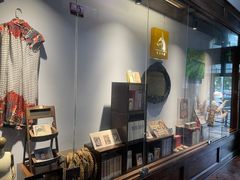 -良友书坊(安徽路店)