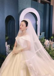 -派丽莫Pellimo原创设计婚纱品牌
