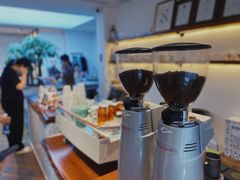 -Line 咖啡(石厦花园店)