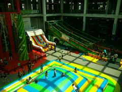 -蒙特利亲子乐园