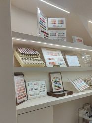 -洛伊科技抗衰护肤中心