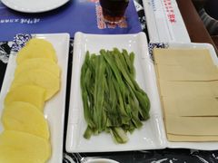 -楼外楼大刀肉传统火锅居(繁荣路店)