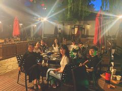 -湖光月色临湖音乐餐厅(台儿庄古城店)