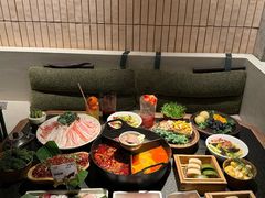 -三出山火锅(南京万象天地店)