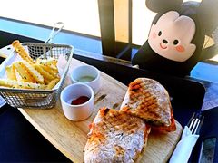 -Cafe Aewol Monsant