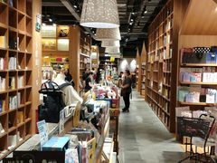 -百新书局(尚悦湾店)