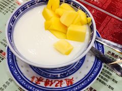 -赵记传承特色牛奶甜品(泉城广场店)