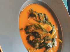 豌豆黄浸豌豆尖-半山腰·云南菜(侨福芳草地店)