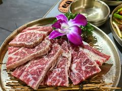 -围炉肉舍丹东海鲜烤肉·烤活鳗(步行街店)