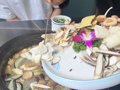 -野菌皇海景野生菌火锅(滨海大道店)