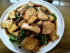 -芦茨金富饭庄·25年老字号·专做稻草鸡