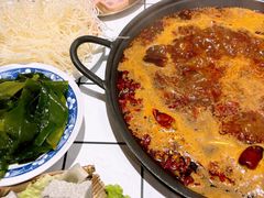 -旧街市鲜货老火锅(大光路店)