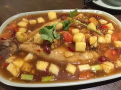 -大头虾越式风味餐厅(光明广场店)
