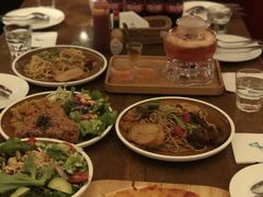 -雕刻时光咖啡馆(交大店)