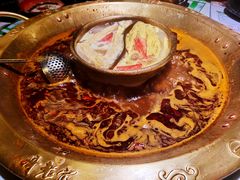 -哥老官重庆美蛙鱼头(松江地中海十八哥店)
