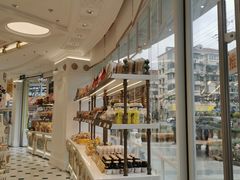 -85度C(生甜甜圈研究工坊·上海平凉店)