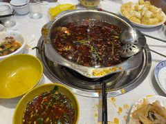 -乡土特色.冷锅鱼.牦牛肉汤锅