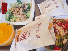 -魏家凉皮(博水商务大厦店)