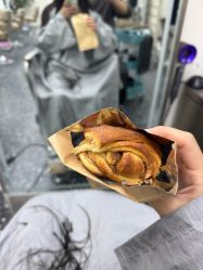 -Hair Co.一间沙龙