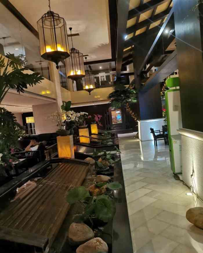 胤隆会(萧山店)-"在那里呆了一天,挺满意的,就是淋浴房有点.