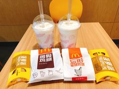 菠萝派-麦当劳(南昌青山湖万达广场店)
