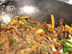 -富正毅三下锅·湘西韵味(天门山索道店)