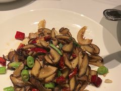 -清真·卡德尔大叔新疆主题餐厅(龙汇路店)