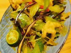 越式酸辣鸡爪-越美小馆·越南料理(曲江店)