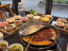 -俏媳妇火锅(宽窄巷子店)