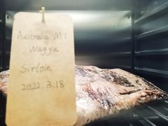 -MONICH牛排融合餐厅(和义大道购物中心店)