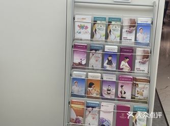 1、补充水分和维生素 人流后身体比较虚弱，容易出汗