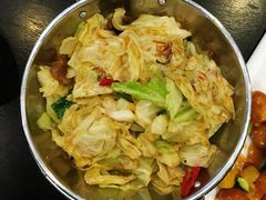 -河畔春天时尚餐厅