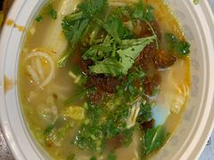 -罗罐中米粉(人信汇店)