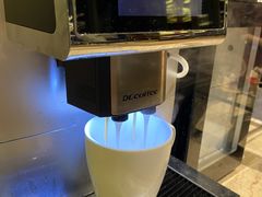 -大中华希尔顿酒店-念自助餐·嗨啤·小龙虾