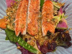-西语炭烧牛排·西厨(石龙店)