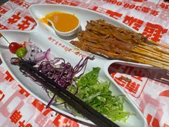 -威记烧嘢·南宁烧烤·超级生牛(绿地店)