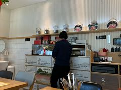 -必胜客(WOW昙华林店)