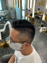 点击看大图 -即型男士理发工作室