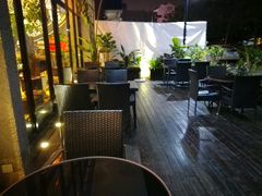 露天位-彼芝奇比萨(红坊店)