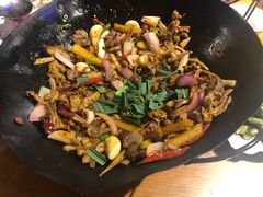 -富正毅三下锅·湘西韵味(天门山索道店)