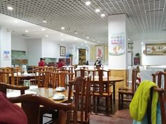 大堂-大草原清真饭庄(沙河店)