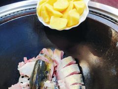 -老刘生态大鱼坊铁锅炖鱼(赛马场店)