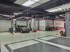 -哈贝卡汽车服务连锁(硕士路店)