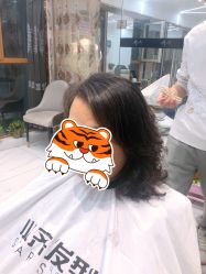 -小齐发型Star·Salon