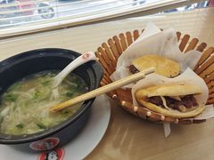 -闫家驴肉老店(华电一校店)